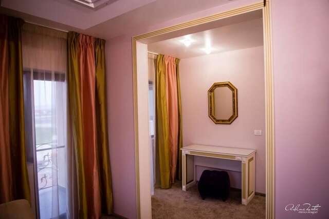 Отель Hotel Rais Тыргу-Жиу-31