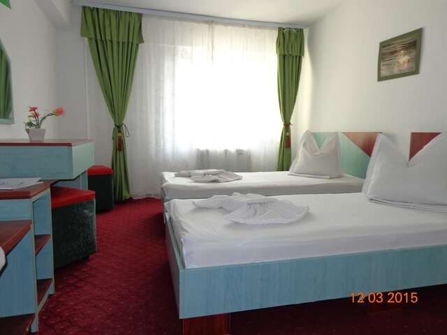 Отель Hotel Cygnus Тулча-31