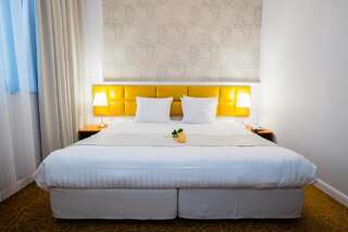 Отель Best Western Hotel Lev Or I Бухарест