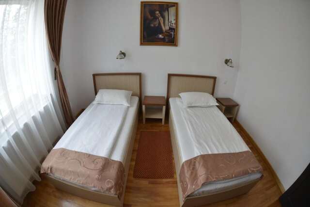 Отель Hotel Posada Рымнику-Вылча-25