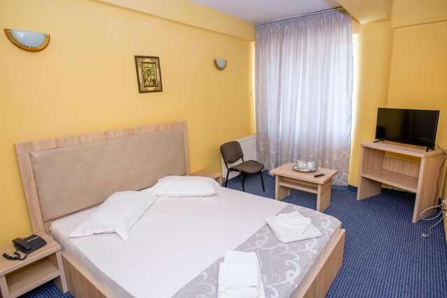 Отель Hotel Cora Констанца-28