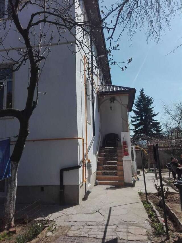 Хостелы Alfredo Hostel Крайова-17