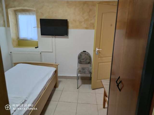 Хостелы Alfredo Hostel Крайова-7