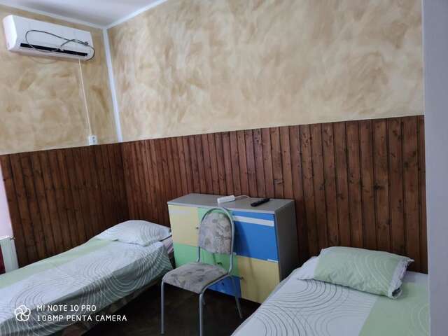 Хостелы Alfredo Hostel Крайова-10