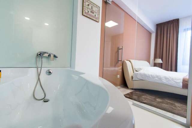 Отель Hotel Evianne Boutique Галац-152