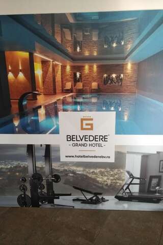 Отель Grand Hotel Belvedere Брашов