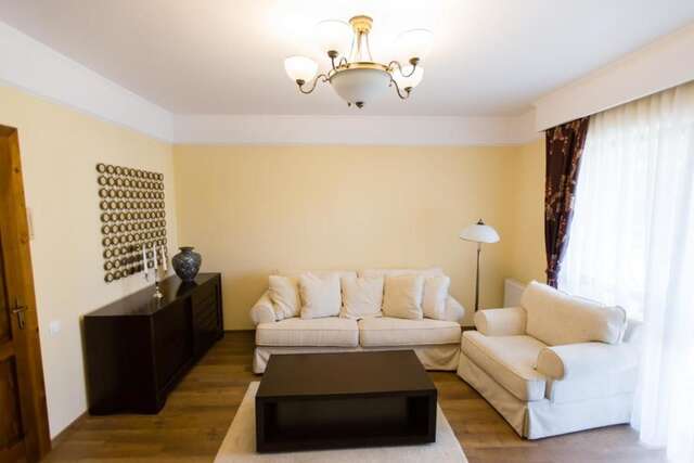 Апарт-отели Aparthotel Anna Apartmanház Malnaş Băi-54