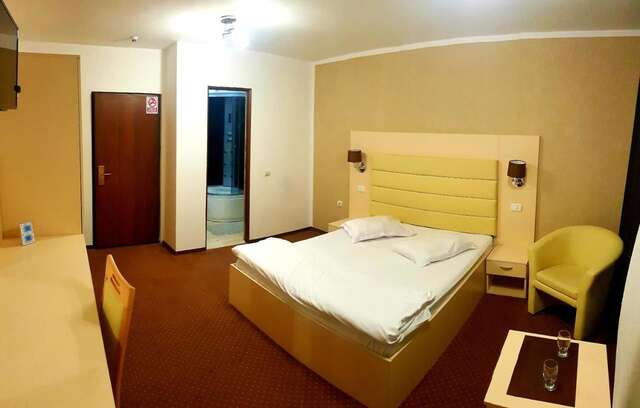 Отель MBI Travel Inn Крайова-9