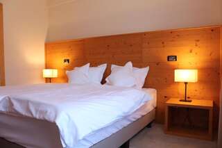 Фото номер Monte Cervo Bio Hotel & Spa Двухместный номер с 1 кроватью или 2 отдельными кроватями, вид на горы