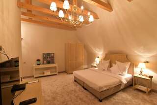 Курортные отели Lacul Verde Resort Плоешти Двухместный номер с 1 кроватью или 2 отдельными кроватями-8