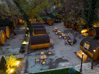 Хостелы Drachenhaus Urban Village Брашов