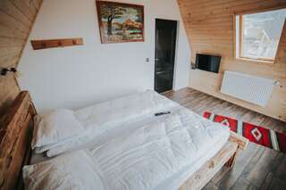 Фото номер Cabana A Toplita Бунгало с 3 спальнями