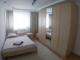 Отели типа «постель и завтрак» Casa Sannicolau Sînnicolau Mare Стандартный двухместный номер с 1 кроватью и общей ванной комнатой-5