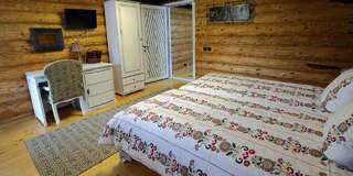 Фото номер Pensiunea Varvara de Bucovina Двухместный номер с 1 кроватью