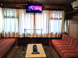 Дома для отпуска Two Rooms Rustic House - Self Check-In Бухарест