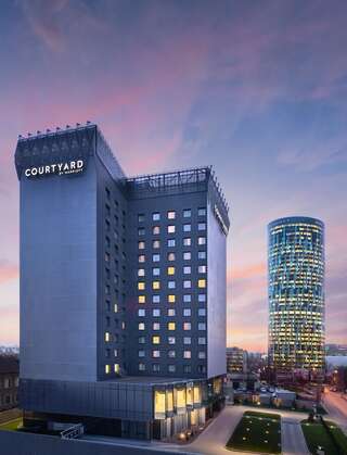 Отель Courtyard by Marriott Bucharest Floreasca Бухарест