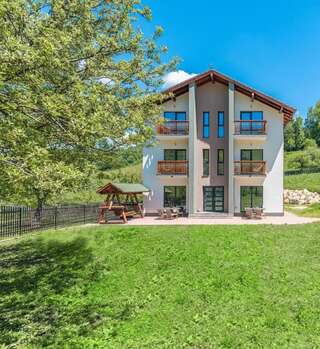 Гостевой дом HAPPY TIMES Бран