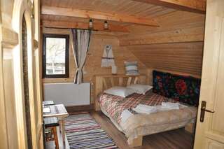 Фермерские дома Casa Utan Văleni Двухместный номер с 1 кроватью и собственной ванной комнатой-28