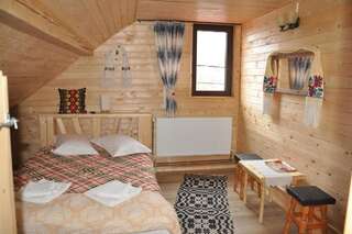 Фермерские дома Casa Utan Văleni Двухместный номер с 1 кроватью и собственной ванной комнатой-32