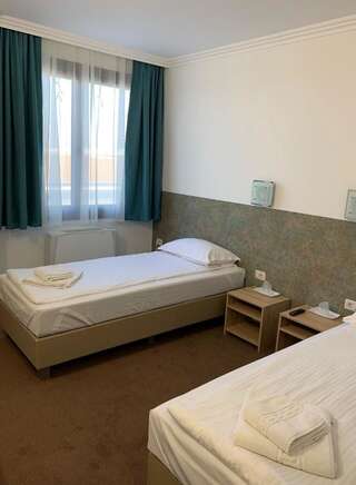 Мотели Motel Cet Arad Арад Стандартный двухместный номер с 1 кроватью-5