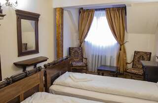Апарт-отели The Throne Сигишоара Двухместный номер с 1 кроватью или 2 отдельными кроватями-3