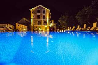 Отель Pensiunea JOJO Imperial Resort&Spa Бэиле-Еркулане