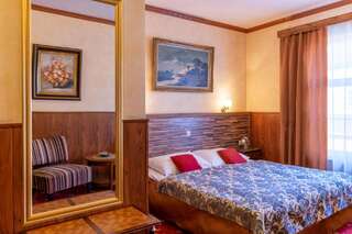 Отель Hansa Hotel Тарту Улучшенный двухместный номер с 1 кроватью или 2 отдельными кроватями-5