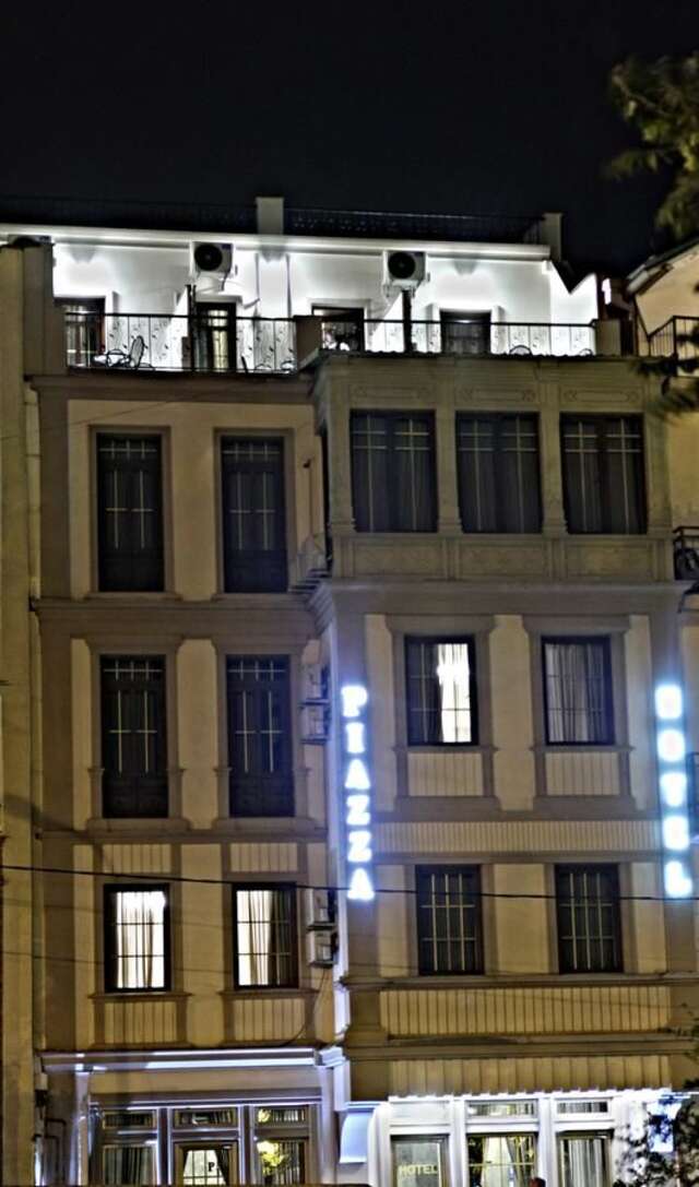 Отель Hotel Piazza Тбилиси-38