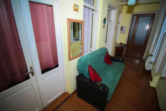 Гостевой дом Guest House Natia Тбилиси-41