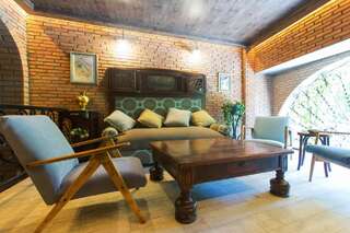 Отель Bloom Boutique Hotel Тбилиси