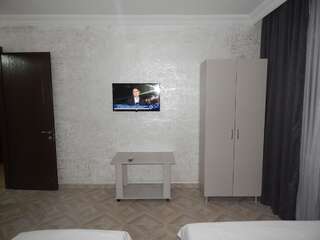 Фото номер Hotel Batumi Inn Апартаменты с 2 спальнями