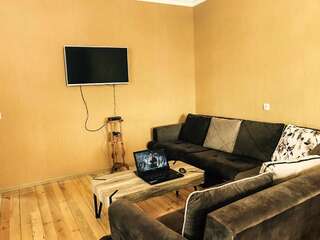Фото  Guest House Maili город Степанцминда (4)