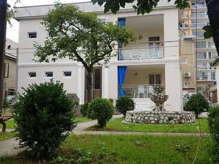 Гостевой дом Holiday Home Rustaveli 122 Кобулети
