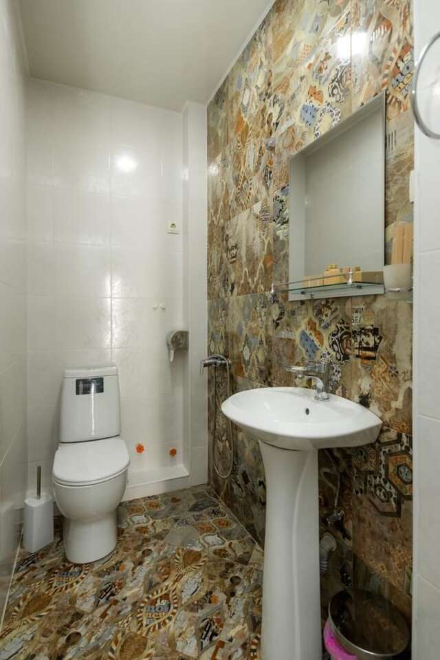 Гостевой дом Big Family Guest House Тбилиси-24