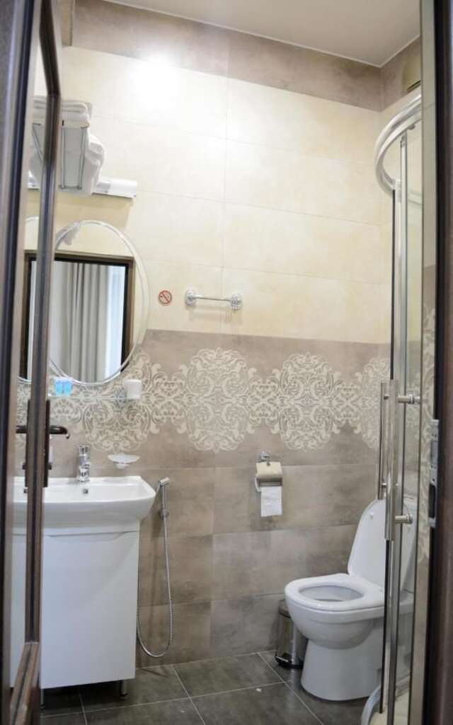 Отель Hotel Nicolas Тбилиси-24