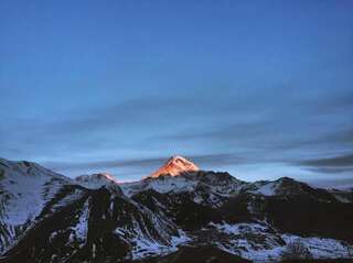 Фото номер ELSADA Трехместный номер с видом на горы