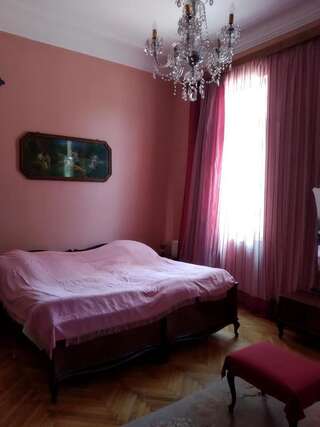 Проживание в семье Room on Takaishvili 1 Батуми