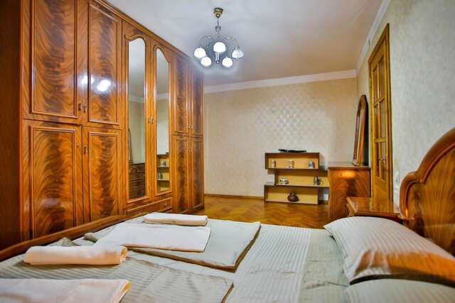 Мини-отель Guest House Wineland Кутаиси-5