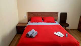 Фото номер Guest house Jangulashvili Двухместный номер с 1 кроватью и собственной ванной комнатой