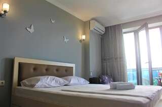 Отель Lux Apartment in The Beach Tower Батуми