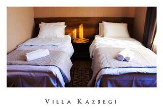 Фото номер Villa Kazbegi Двухместный номер с 1 кроватью, вид на сад