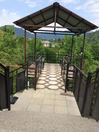 Отели типа «постель и завтрак» LIANA HOUSE Батуми