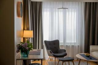 Отель Hotel Epoque & Apartments Пиетарсаари One-Bedroom Apartment Myllymäenkatu-4