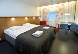 Курортные отели Santasport Resort Рованиеми Стандартный двухместный номер с 2 отдельными кроватями-1