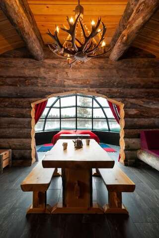 Отель Kakslauttanen Arctic Resort - Igloos and Chalets Саариселькя Стеклянное иглу Кело (для 6 взрослых)-2