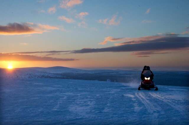 Отель Kakslauttanen Arctic Resort - Igloos and Chalets Саариселькя-34