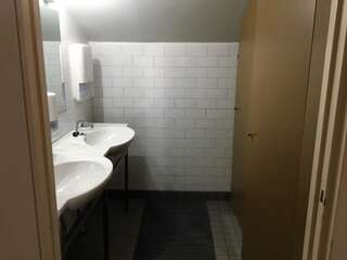 Фото номер Hostel Suomenlinna Трехместный номер с общей ванной комнатой
