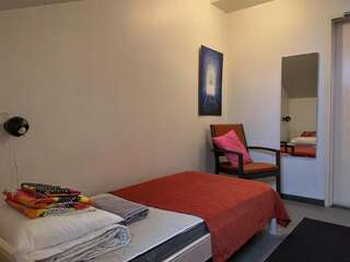 Фото номер Hostel Suomenlinna Двухместный номер с 2 отдельными кроватями и общей ванной комнатой