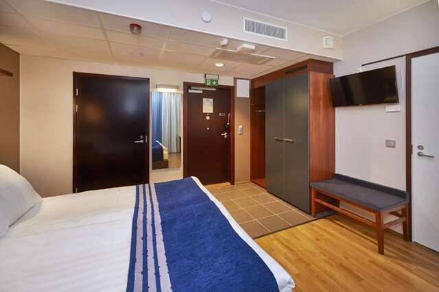 Отель Holiday Inn Tampere - Central Station Тампере-55