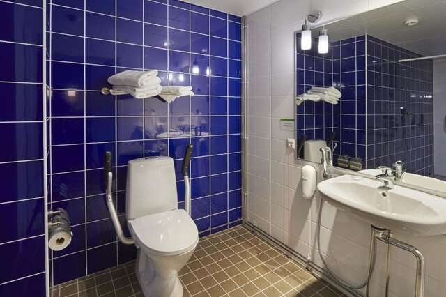 Отель Holiday Inn Tampere - Central Station Тампере-65